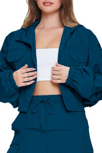 Tenues 2 pièces pour femmes, combinaisons de survêtement, coupe-vent léger, fermeture éclair, ensemble haut court et pantalon, survêtement facile à porter - Product Image 4