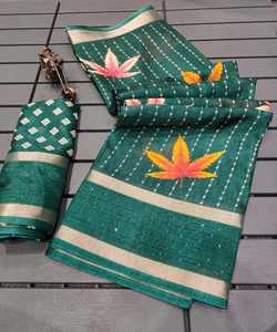 โดดเด่นแฟชั่นในชุดส่าหรีตาข่ายปักลายสุดอินเทรนด์ของเราโดยมีรายละเอียดเลื่อมเก๋ไก๋เหมาะสำหรับงานปาร์ตี้ kurta choli - Product Image 5