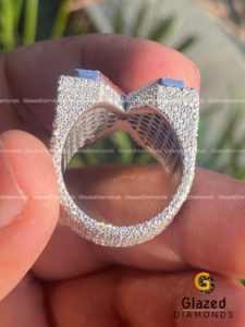 Anillo de Hip Hop de oro blanco de 10kt con diamantes cultivados en laboratorio, un accesorio de boda elegante y de moda que brilla intensamente - Product Image 4