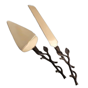 Nom personnalisé le plus vendu sur couteau et serveur manche en bois serveur de gâteau et ensemble de couteaux à gâteau en finition plaquée argent pour la fête - Product Image 6