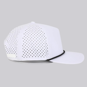 Casquette de golf imperméable personnalisée avec découpe laser, casquette structurée à 5 panneaux avec visière incurvée élégante et bouton en plastique - Product Image 5