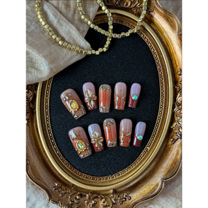 Autumn Majesty Press on Nail Art, design élégant pour l'automne - Product Image 1