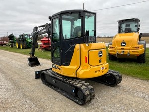 Stock pour John pour moteur d'excavatrice sur chenilles 135, haute efficacité, disponible dès maintenant pour livraison rapide, achetez en toute confiance, qualité supérieure - Product Image 5