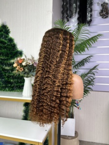 Perruque bouclée birmane 100% cheveux humains bruts haute densité 5*5 avec dentelle frontale - Product Image 5