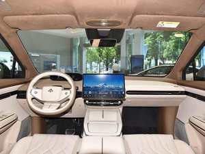 Vehículo Eléctrico Usado de Segunda Mano, Modelo 2025, con 672 km de Autonomía, Batería LFP, Tracción Trasera y Diseño de 5 Asientos - Product Image 3