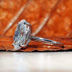 Bague de fiançailles pour femme en or blanc 14 carats avec diamant ovale de 4,8 carats cultivé en laboratoire, certifié IGI, clarté VS, diamant CVD, style bohème - Product Image 3