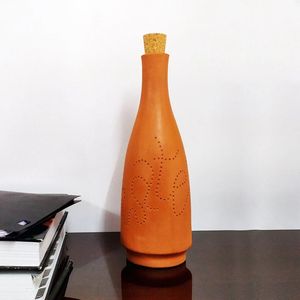 Wholesale Eco-Friendly Handmade Clay Terracotta <b>Water</b> <b>Bottle</b> <b>with</b> Lid for Keeping <b>Water</b> Cool Over Long <b>Time</b> From India - Product Image 1