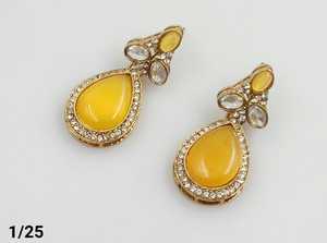 Joyería India al por mayor de último diseñador tradicional y de moda de pendiente jhumka Kundan para mujer joyería de pendiente elegante - Product Image 4