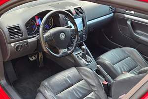 Volkswagen R32 d'occasion de 2008, sans réserve # 3396 sur 5000 modèles R32 AWD Tornado Red, principalement non modifiés - Product Image 4