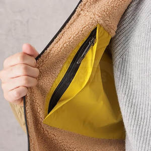 Chaquetas de satén personalizadas para hombre hechas en Pakistán, chaquetas de hombre de alta calidad hechas con manchas de nailon en Stock - Product Image 4