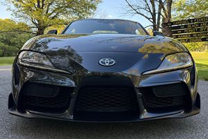 Toyota GR Supra 2.0 Turbo de 4 Cilindros 2022 Usado en Buen Estado, Paquete de Seguridad y Tecnología, Mayormente sin Modificaciones - Product Image 1