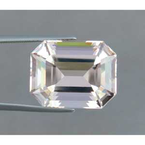 Morganita Natural de Color Rosa Melocotón, Corte Esmeralda Excelente, 20.80 CT, Sin Defectos, Proveniente de Afganistán - Product Image 1