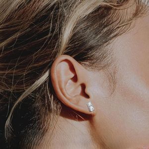 Pendientes de tuerca de diamante H para mujer, joyería de plata de ley pura, regalos para ella - Product Image 1