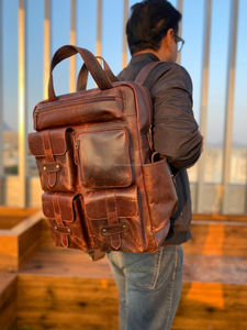 Sac à dos durable et décontracté pour ordinateur portable en cuir de vachette Sac à dos pour ordinateur portable à poches multiples - Product Image 3