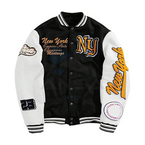 Chaqueta Universitaria de Moda para Hombre al por Mayor con Estilo de Bloques de Color, Ribete a Rayas, Parches con Letras y Mangas Largas - Product Image 1