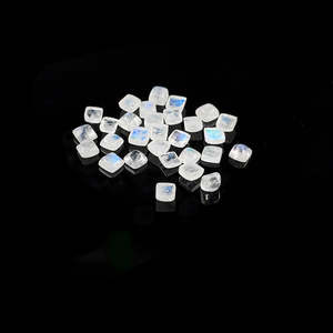 Piedras Preciosas Sueltas de Piedra Lunar Natural Calibradas, Cabujones Cuadrados de Lujo de 7mm y 8mm, Pulimentadas en Blanco, Verde y Azul, con Certificado IGI - Product Image 1