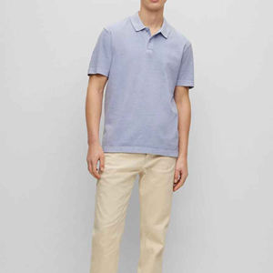 Camiseta de Hombre de Alta Calidad OEM, Tejido Sólido, Impresión por Transferencia de Calor, Logotipo Bordado Personalizado, Secado Rápido, Diseños Personalizados - Product Image 3