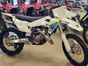 Offre aux enchères – Moto de motocross TC 125 2025 – Puissance 1001-2000W – Vitesse maximale >80km/h – Neuve en stock – Acompte - Product Image 2