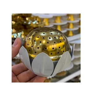 หัวเผาบาคูร์โลหะสีทองและสีดำสำหรับใช้ในบ้านและโรงแรม - Product Image 4