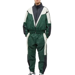 ชุดเทคแวร์ผู้ชาย เสื้อแจ็คเก็ตกันลม กางเกงขายาว กันน้ำ เสื้อผ้าสตรีทแวร์กลางแจ้ง ขายส่ง - Product Image 1