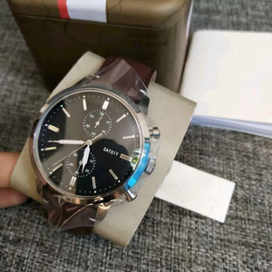 นาฬิกาโครโนกราฟผู้ชายคุณภาพสูง ปี 2025 แบบเข็ม แสดงผลแบบอนาล็อก กันน้ำ 50 เมตร ตัวเรือนสแตนเลส สายหนัง ควอตซ์ - Product Image 3