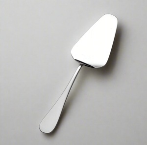 Serveur à gâteaux en acier inoxydable de qualité supérieure avec surface polie et poignée ergonomique antidérapante pour une manipulation confortable - Product Image 5