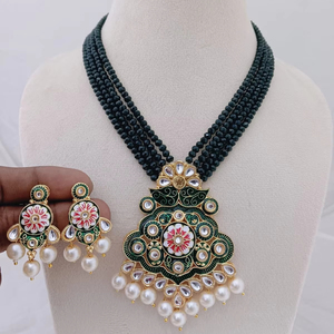 Colección única de artesanos enlatados Antiguo Latón ligero Meenakari Pintura Perla de imitación Artesanía Conjunto de estilo étnico - Product Image 1