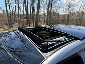 2023 EV6 GT AWD 576 ch, double moteur, transmission intégrale, gris mat acier - Product Image 2