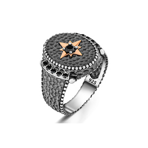 Anello da uomo in argento con motivo Stella Polare e zircone - Product Image 3