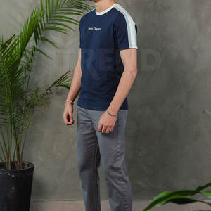 เสื้อยืดแฟชั่นผู้ชายราคาสุดคุ้ม ดีไซน์ใหม่ ผ้าคอตตอนแคนวาส ระบายอากาศได้ดี แห้งเร็ว เนื้อผ้าเบา ลายเรียบ - Product Image 6