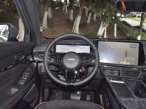 SUV Eléctrico 2025 Híbrido con Doble Embrague Húmedo 2WD/4WD de Alta Eficiencia y Ahorro de Energía, Vehículo Eléctrico de 4 Ruedas - Product Image 3