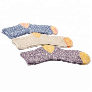 Logo personnalisé de haute qualité Crew Water Wash Chaussettes de sport respirantes et confortables Meilleure conception Chaussettes de lavage à l'eau à séchage rapide - Product Image 2