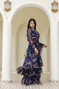 Sari de Lehengas de trabajo de bordado granate de diseñador para niñas, Lehengas Choli listo para usar, Lehengas cosido completo con blusa - Product Image 5