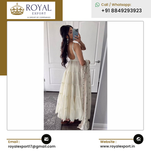 Affaire incroyable sur les tuniques de créateurs en fausse georgette lourde avec broderie Séquence Travail Kurti pour femmes au prix le plus bas - Product Image 3