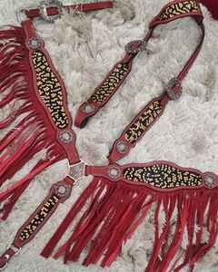 Premium Seasonal Horse Tack Set Collar de pecho de cuero de lujo para diseños occidentales de caballos de tiro completo - Product Image 5