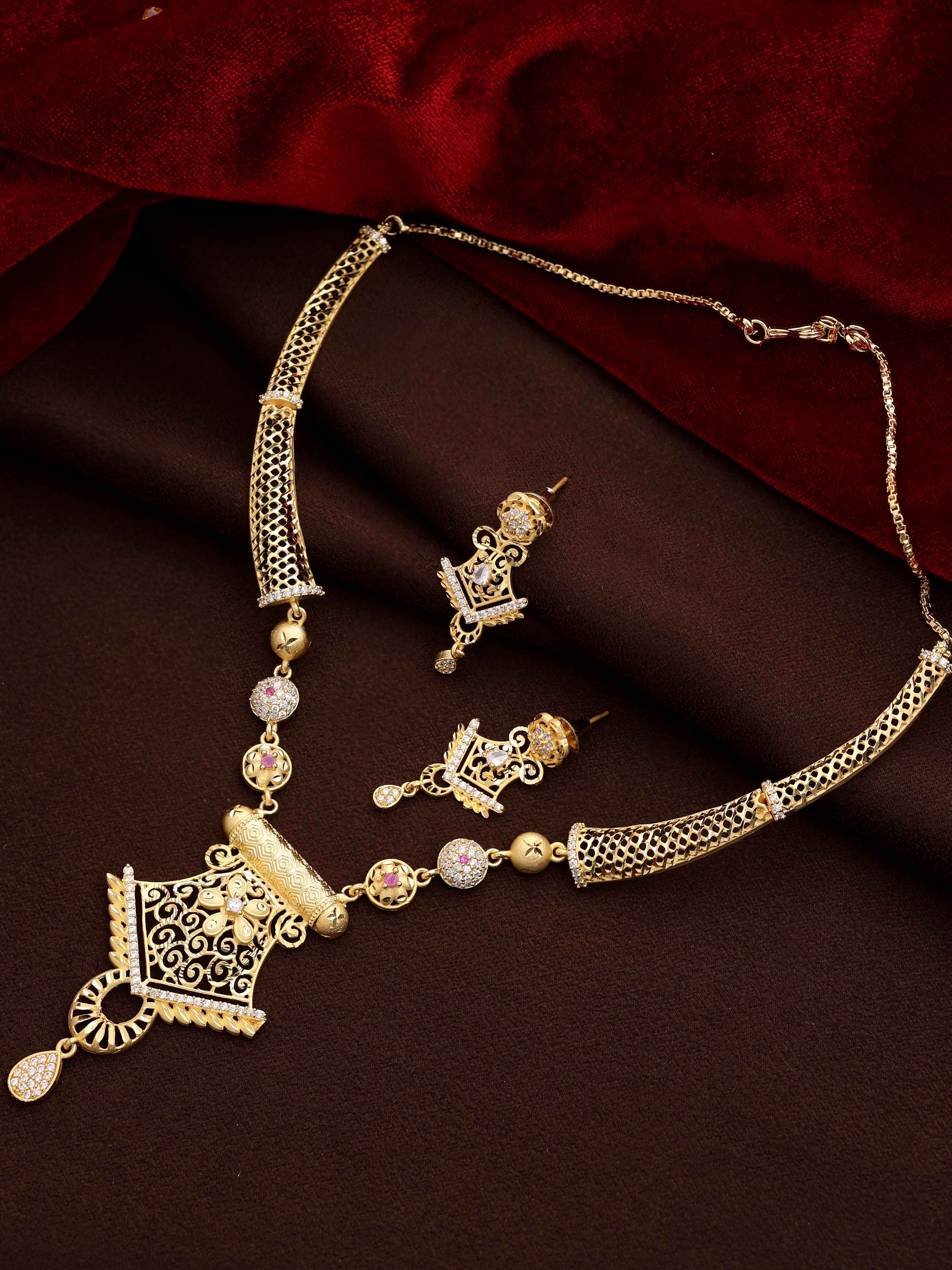 สร้อยคอขึ้นรูปโช้คเกอร์โฆษณา