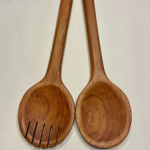 Ensemble de fourchettes et de cuillères en bois artisanal, accessoires de table naturels, fourchette en bois réutilisable, cuillère en bois, cadeaux écologiques - Product Image 1