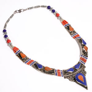 Collar de Plata Tibetana Vintage con Gema de Coral para Boda, Compromiso o Fiesta - Product Image 3