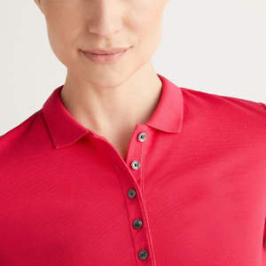 Vente en gros de t-shirts polo de haute qualité design personnalisé pour femmes, respirants et décontractés, polos pour femmes fabriqués au Pakistan - Product Image 4