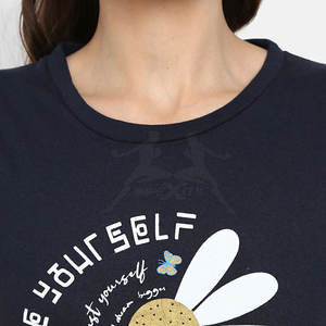 เสื้อยืดผู้หญิงโอเวอร์ไซส์ดีไซน์ใหม่เสื้อยืดคอกลมสำหรับผู้หญิงเสื้อยืดผลิตจากปากีสถาน - Product Image 6