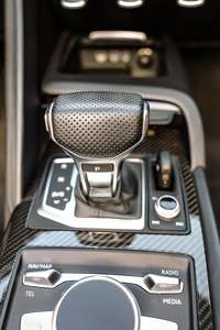 Occasion 2021 V10 Performance Cabriolet Boîte Automatique Gauche Électrique Turbo Électrique Sans Accident et Prêt à l'emploi - Product Image 4