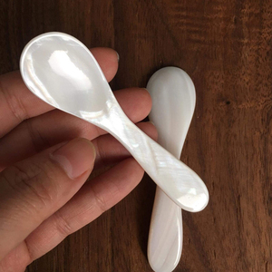 Restaurante de lujo Hotel Cena Madre de perla Cuchara Shell Caviar Cuchara Hecho a mano Vietnam Ayuda a mantener todo el sabor del caviar - Product Image 1