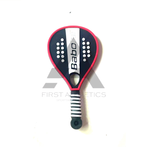 Llaveros de silicona personalizados, diseños personalizados de raqueta de pádel, llaveros de goma, Impresión de logotipo OEM, colores personalizados disponibles - Product Image 1