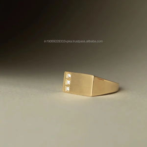 Banda de diamante simulado redondo de Plata de Ley 925 para hombre, anillo de boda de 3 piedras, acabado de cepillo, anillo de sello de plata Starling, regalo para él - Product Image 3