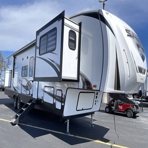 F-o-r-e-s-t R-i-v-e-r S-a-b-r-e 37F-L-L Usado del 2022 - Product Image 1