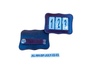 PORTE NUMÉRO DE COURSE DE CHEVAUX ÉQUESTRE ORIGINE ANGLAISE 100% CUIR VÉRITABLE EN MULTI CONCEPTION DE TAILLES ET DE COULEURS PERSONNALISATION ACCEPTÉE - Product Image 5