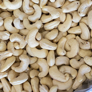 Meilleur tarif W180 W240 W320 Lwp Ws Sk Noix de cajou Kaju Noix de cajou Vietnam Vente en gros exportée vers l'Asie, l'UE, le Moyen-Orient de Santigo - Product Image 1