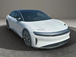 Berline électrique grand tourisme d'occasion de bonne qualité 2024, transmission intégrale, double batterie éco-responsable 90-110 kWh, puissance 200-250 kW, longue autonomie - Product Image 6