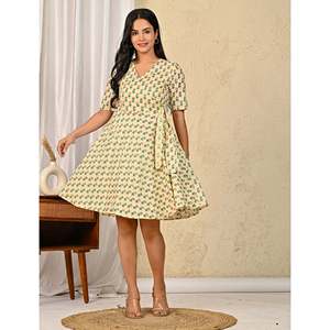 เดรสผ้าฝ้ายพิมพ์ลายสไตล์โบฮีเมียนสีพาสเทลแบบลำลองความยาวระดับเข่า ระบายอากาศได้ดี เหมาะสำหรับใส่ไปเที่ยวคลับ รับผลิตแบบ ODM/OEM - Product Image 6