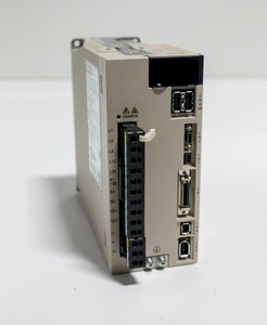 Nuevos servoaccionamientos de CA originales - Product Image 3